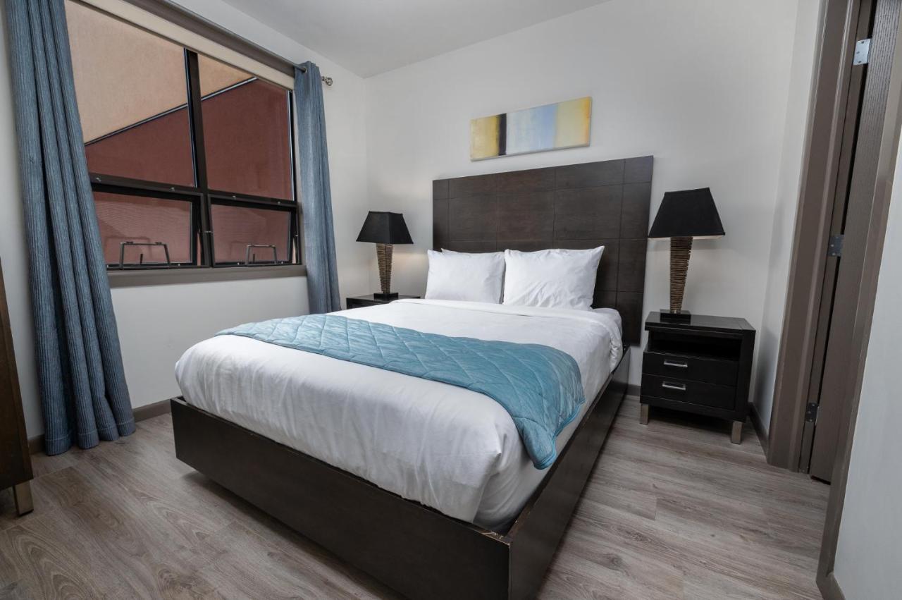 Upgraded Lakeside Resort Dream Vacation Home Kelowna Buitenkant foto