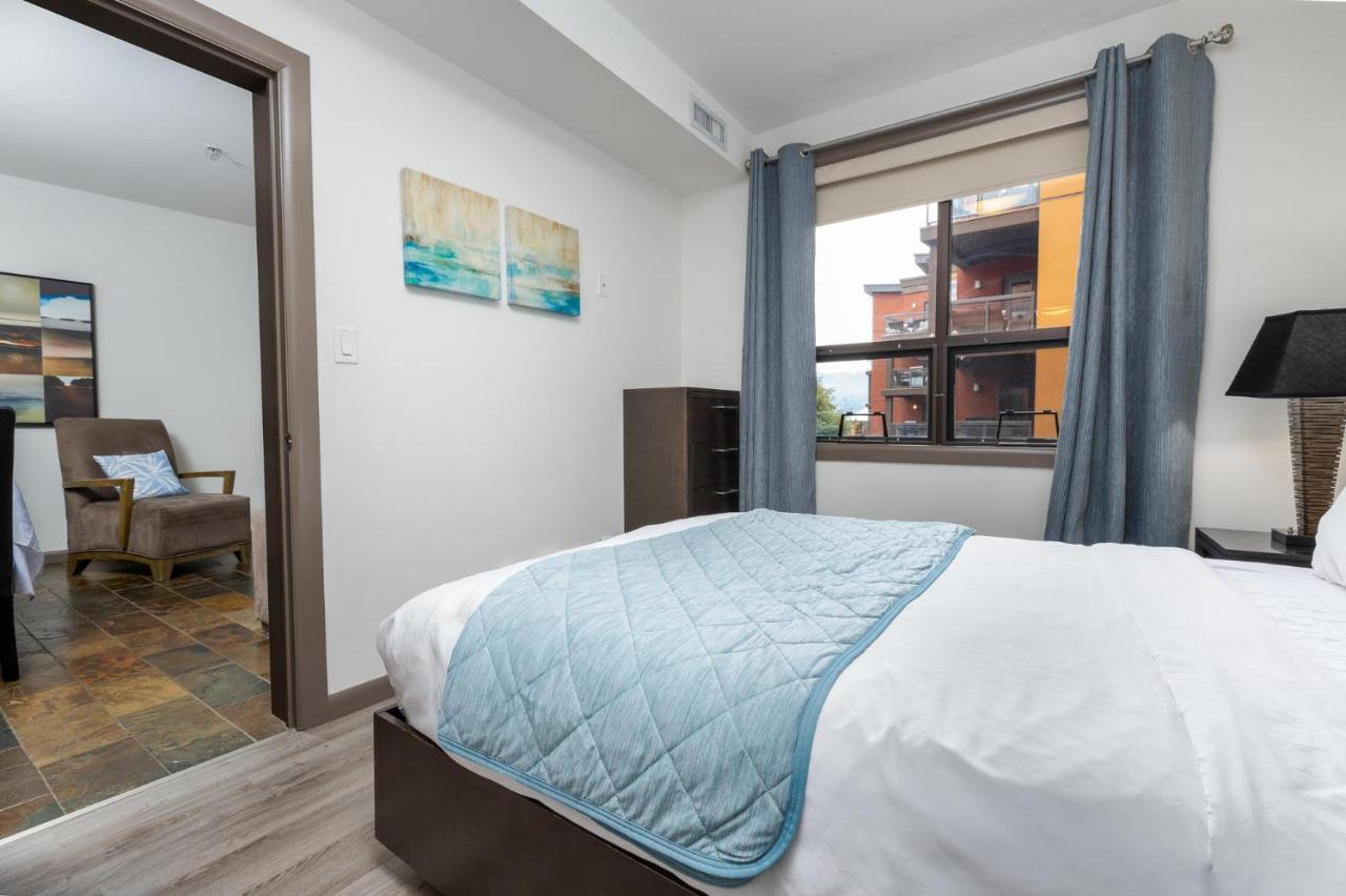 Upgraded Lakeside Resort Dream Vacation Home Kelowna Buitenkant foto