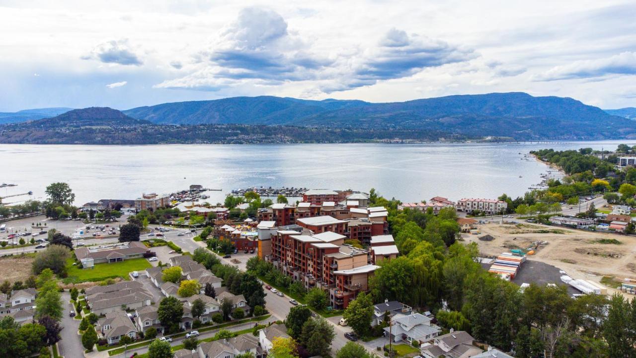 Upgraded Lakeside Resort Dream Vacation Home Kelowna Buitenkant foto